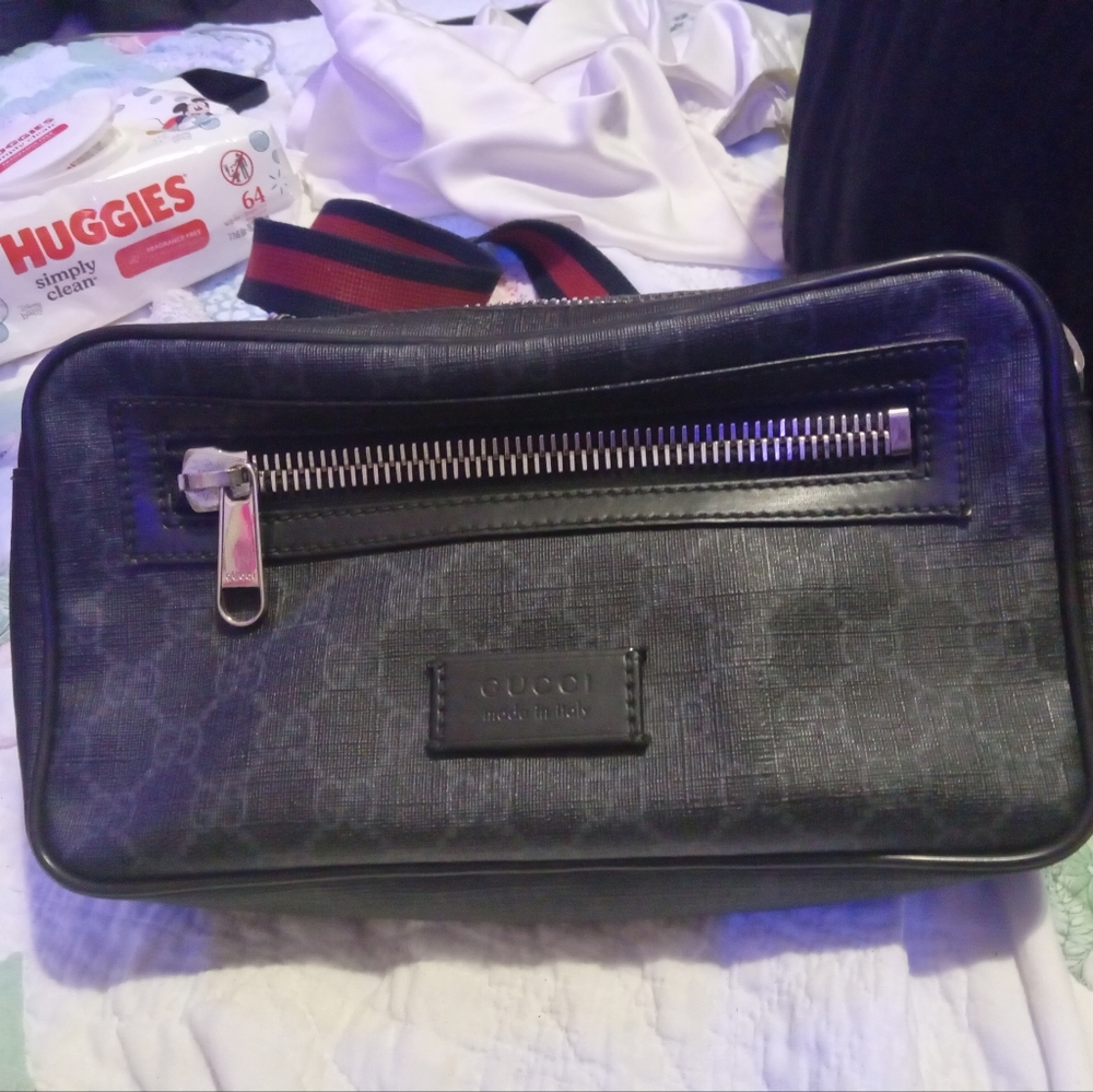 Authentic Gucci side bag